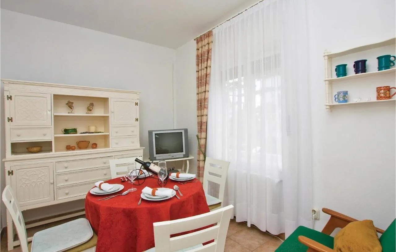 2 Bedroom Pet Friendly Home In Medulin Croatia