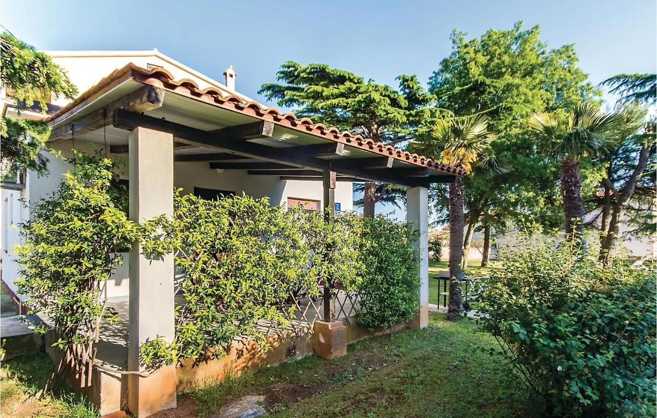 2 Bedroom Pet Friendly Home In Medulin 0*,  Croatia