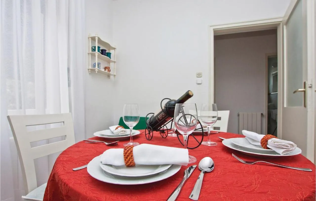 2 Bedroom Pet Friendly Home In Medulin 0*,  Croatia